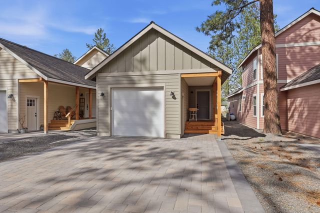 337 W Jefferson Avenue 1, Sisters, OR 97759