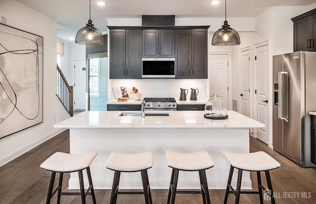 5 Ruddick Drive, South Brunswick, NJ 08852