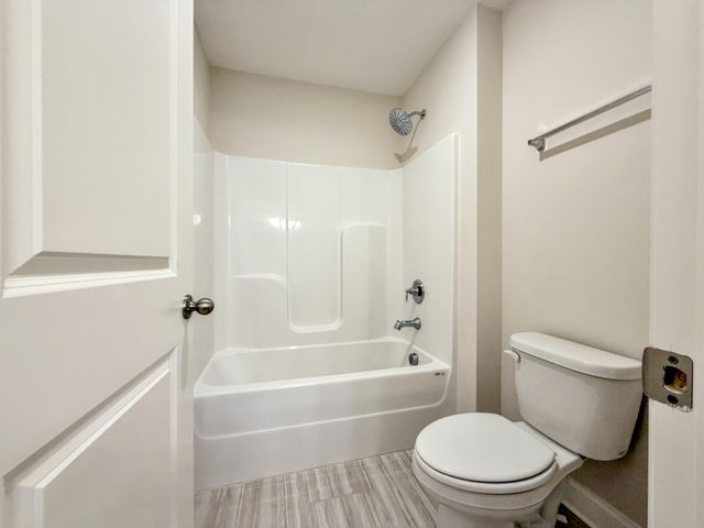 105 Cryer Dr, Gallatin, TN 37066