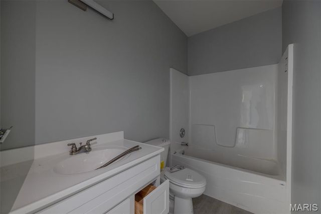 945 N Highway 79, Unincorporated, MO 63347