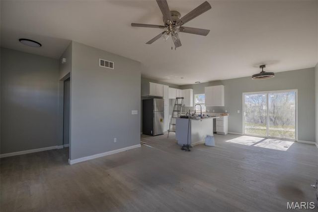 945 N Highway 79, Unincorporated, MO 63347