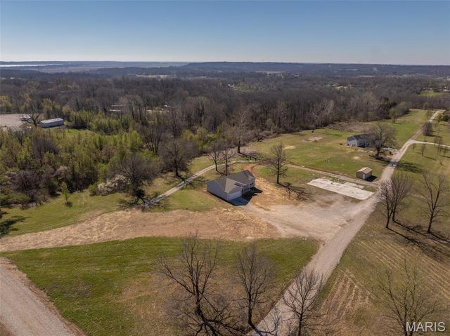 945 N Highway 79, Unincorporated, MO 63347