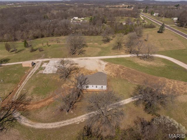 945 N Highway 79, Unincorporated, MO 63347