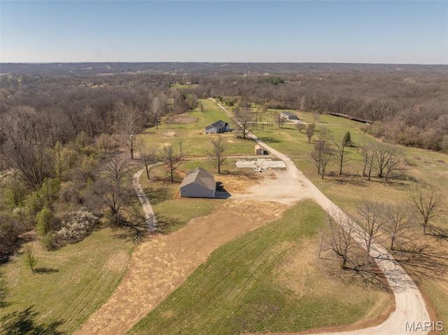 945 N Highway 79, Unincorporated, MO 63347