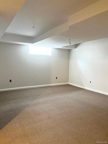 9005 Campbell Creek Drive, Commerce Twp, MI 48390