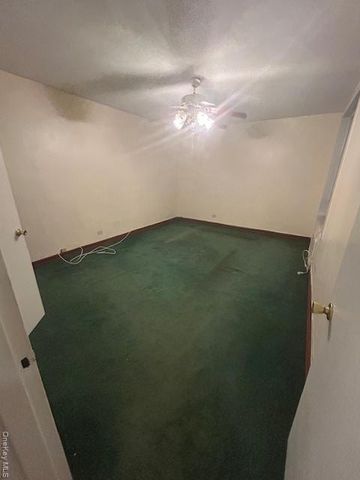 7510 Yellowstone Boulevard 5L, Rego Park, NY 11374