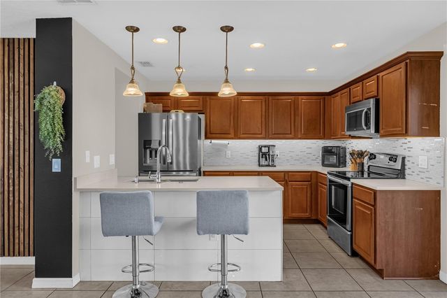 2575 AVENTURINE STREET, Kissimmee, FL 34744