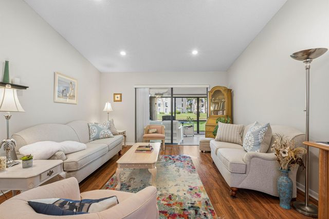 816 Sky Pine Way F, Greenacres, FL 33415