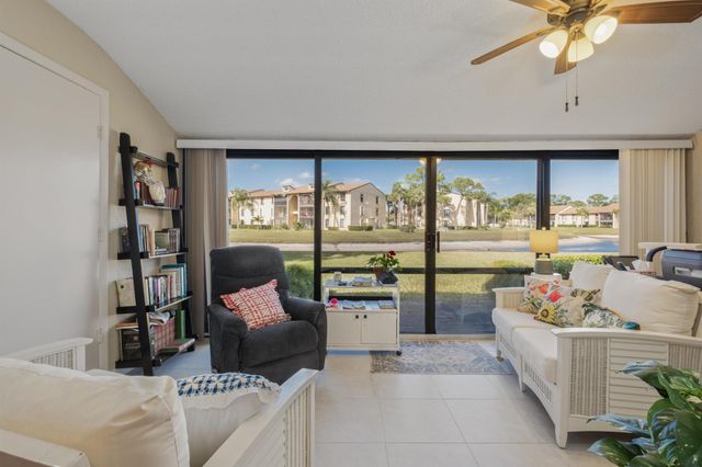 816 Sky Pine Way F, Greenacres, FL 33415