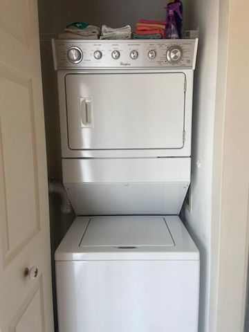 816 Sky Pine Way F, Greenacres, FL 33415