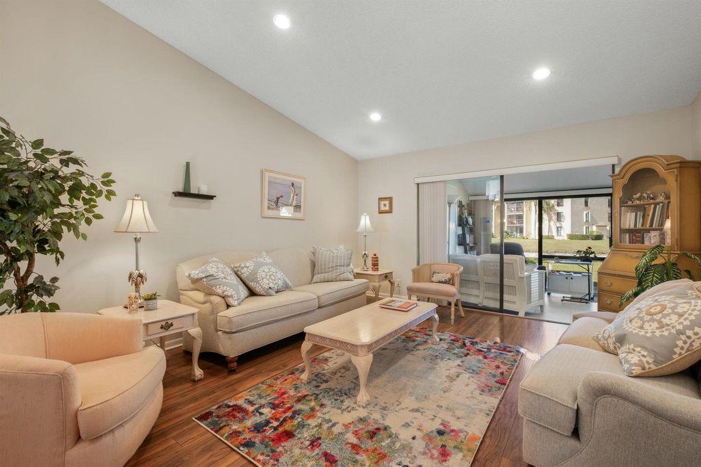 816 Sky Pine Way F, Greenacres, FL 33415