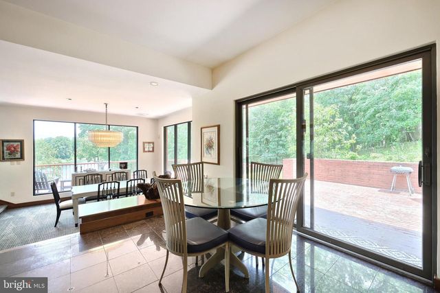 174 SPRINGHOUSE LN, Spring Grove, PA 17362