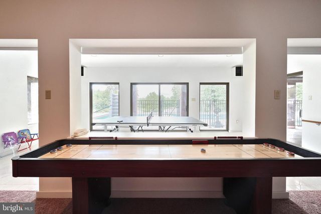 174 SPRINGHOUSE LN, Spring Grove, PA 17362