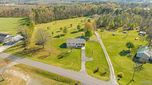 5232 County Road 78, Fort Payne, AL 35967