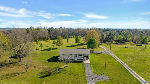 5232 County Road 78, Fort Payne, AL 35967