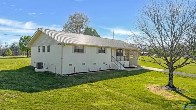 5232 County Road 78, Fort Payne, AL 35967