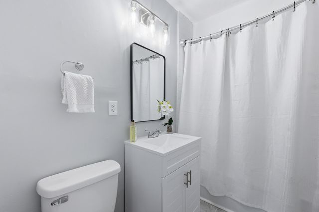 2916 Lexington Avenue, North Charleston, SC 29405