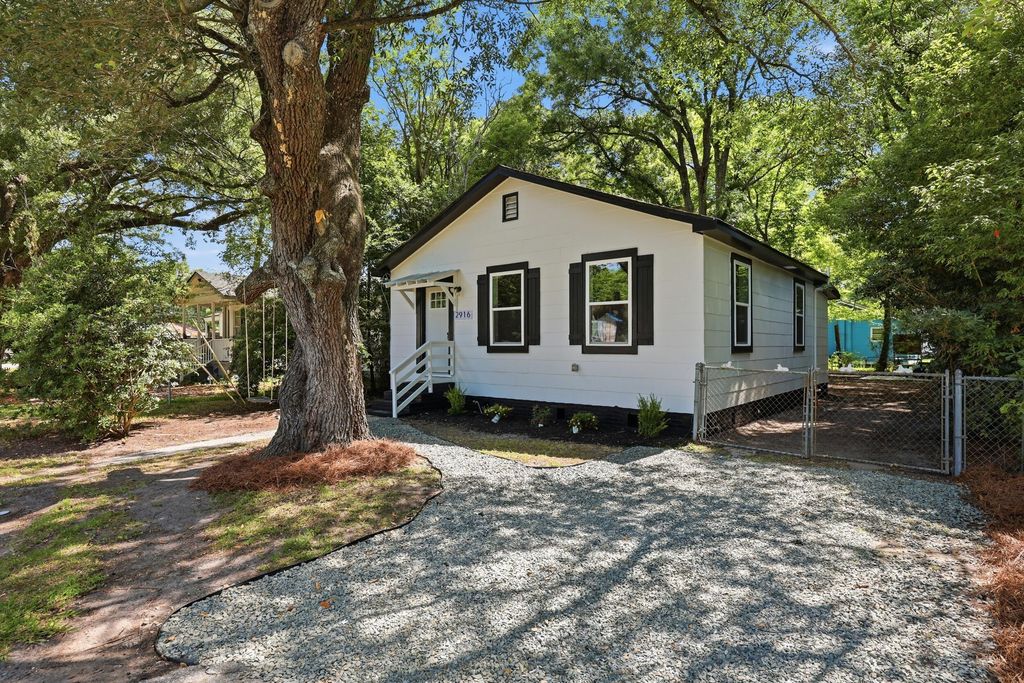 2916 Lexington Avenue, North Charleston, SC 29405