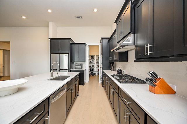 1623 Delta Oaks Drive, Missouri City, TX 77459