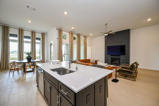 1623 Delta Oaks Drive, Missouri City, TX 77459