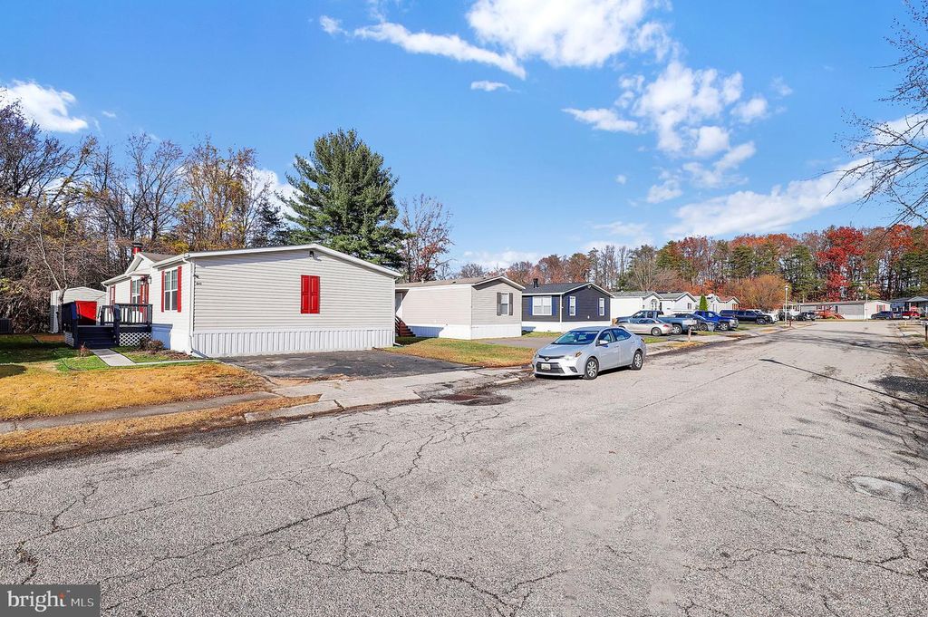 Image 28 of property listing at 7810 CLARK RD #D88, Jessup, MD 20794