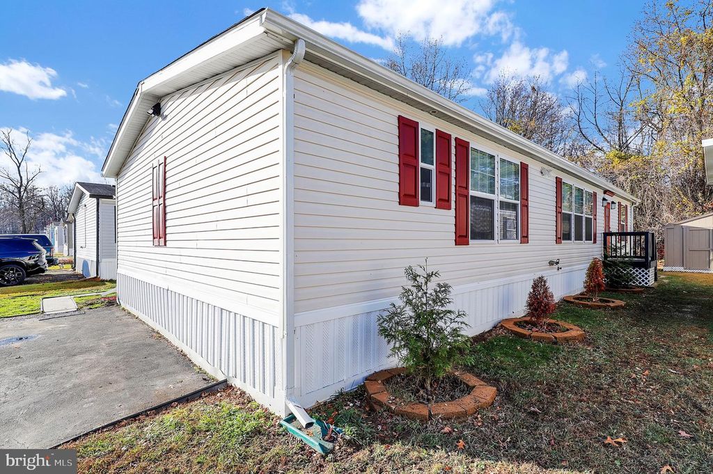 Image 29 of property listing at 7810 CLARK RD #D88, Jessup, MD 20794