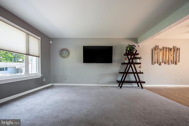 103 CLOVER TER, Williamstown, NJ 08094
