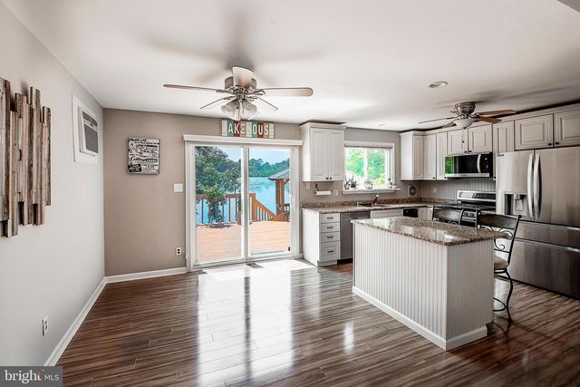 103 CLOVER TER, Williamstown, NJ 08094