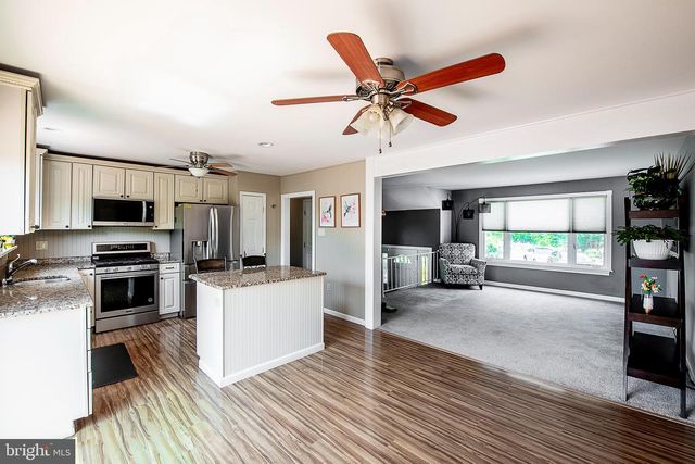 103 CLOVER TER, Williamstown, NJ 08094