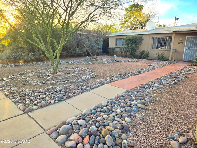 1930 E Water Street, Tucson, AZ 85719