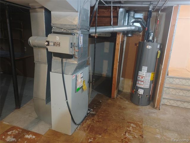 979 Kirts Boulevard, Troy, MI 48084