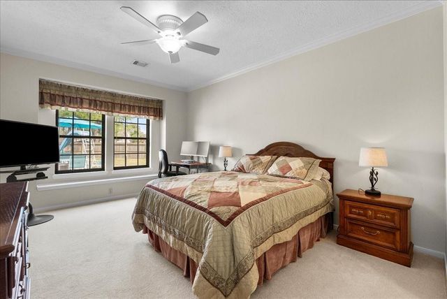 854 Prairie Brook Court, Houston, TX 77062