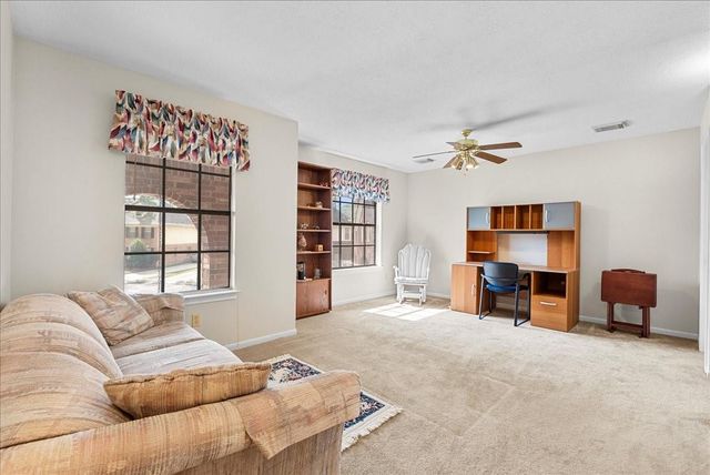 854 Prairie Brook Court, Houston, TX 77062