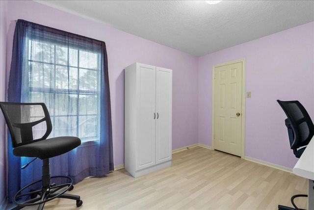 854 Prairie Brook Court, Houston, TX 77062