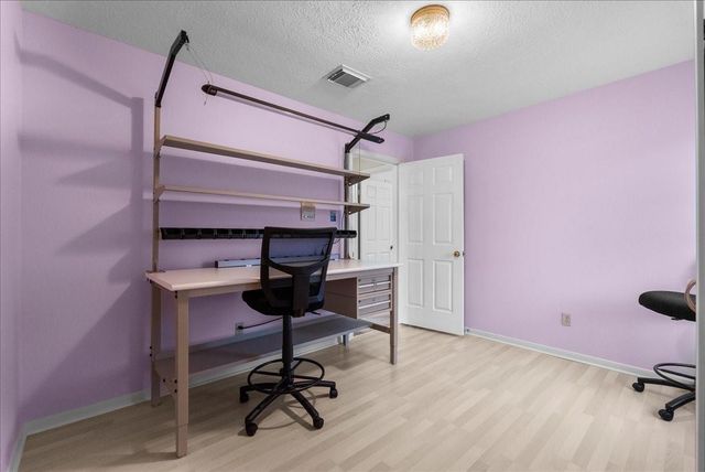 854 Prairie Brook Court, Houston, TX 77062