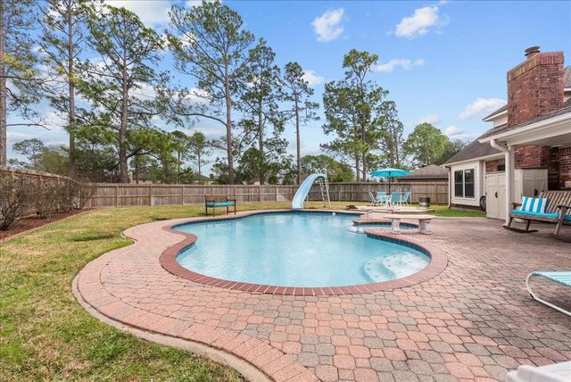 854 Prairie Brook Court, Houston, TX 77062