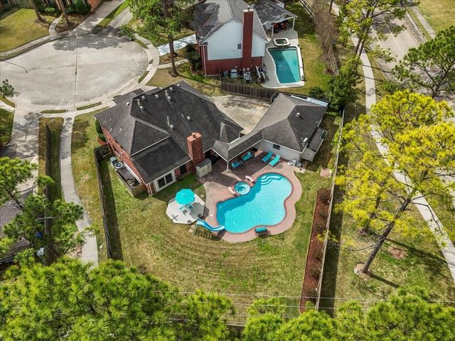 854 Prairie Brook Court, Houston, TX 77062