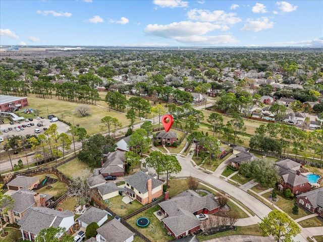 854 Prairie Brook Court, Houston, TX 77062