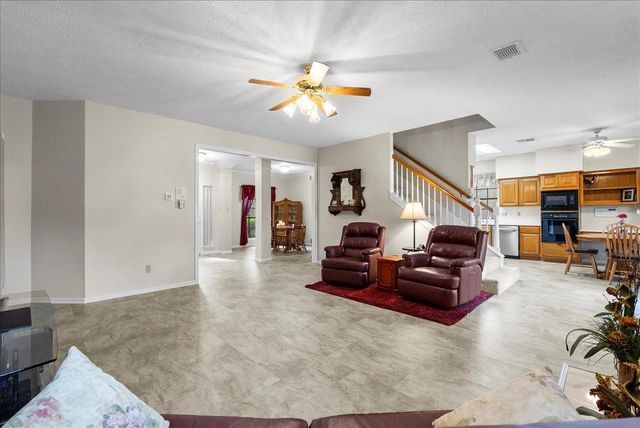 854 Prairie Brook Court, Houston, TX 77062