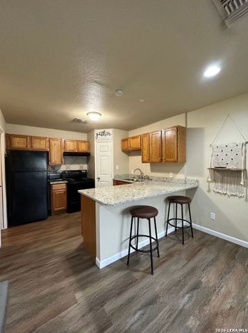 7234 CORAL SPGS, San Antonio, TX 78250