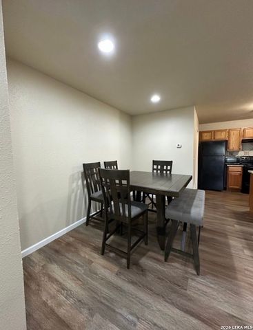 7234 CORAL SPGS, San Antonio, TX 78250