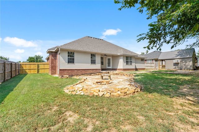725 Todd Circle, Pea Ridge, AR 72751