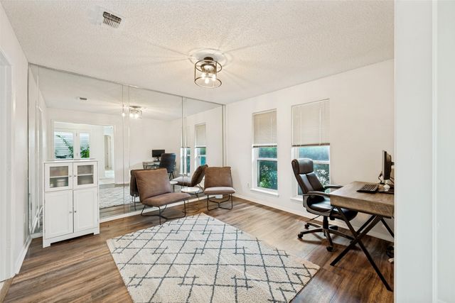 4532 Grey Dawn Drive, Arlington, TX 76017