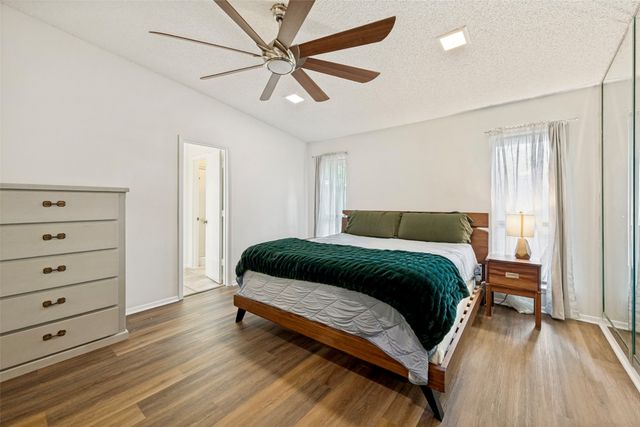 4532 Grey Dawn Drive, Arlington, TX 76017