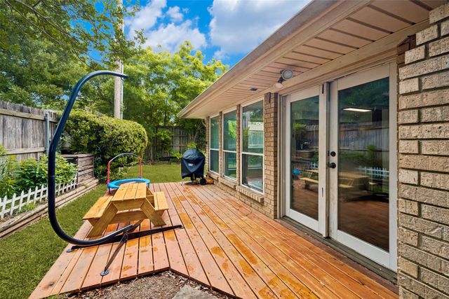 4532 Grey Dawn Drive, Arlington, TX 76017