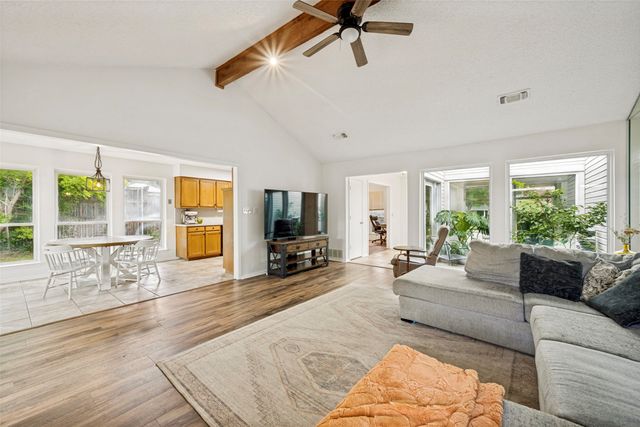 4532 Grey Dawn Drive, Arlington, TX 76017