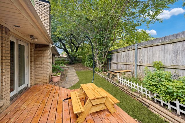 4532 Grey Dawn Drive, Arlington, TX 76017