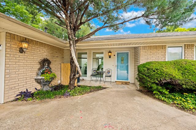 4532 Grey Dawn Drive, Arlington, TX 76017