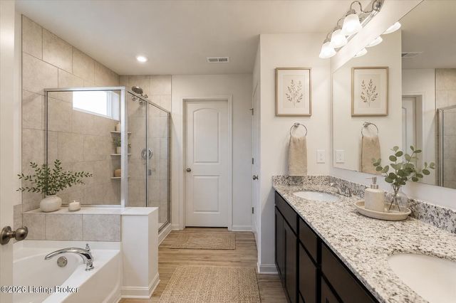 17507 Serenity Ridge Ct, Fisherville, KY 40023