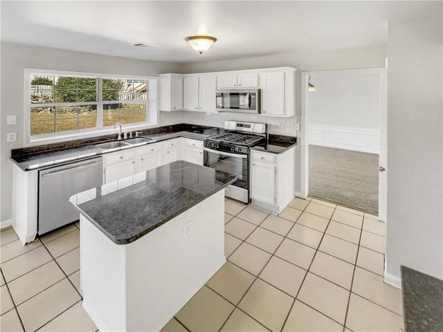 595 Barsham Way, Johns Creek, GA 30097